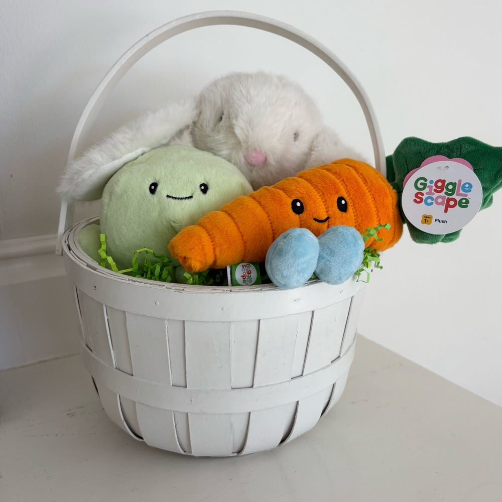 Gigglescape Carrot Plush 3.5” Stuffy Cute Kawaii Stuffed Animal - Picture 6 of 10